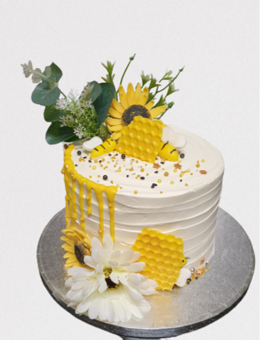 Sunflower Themed Fresh Cream Cake CB-RC107