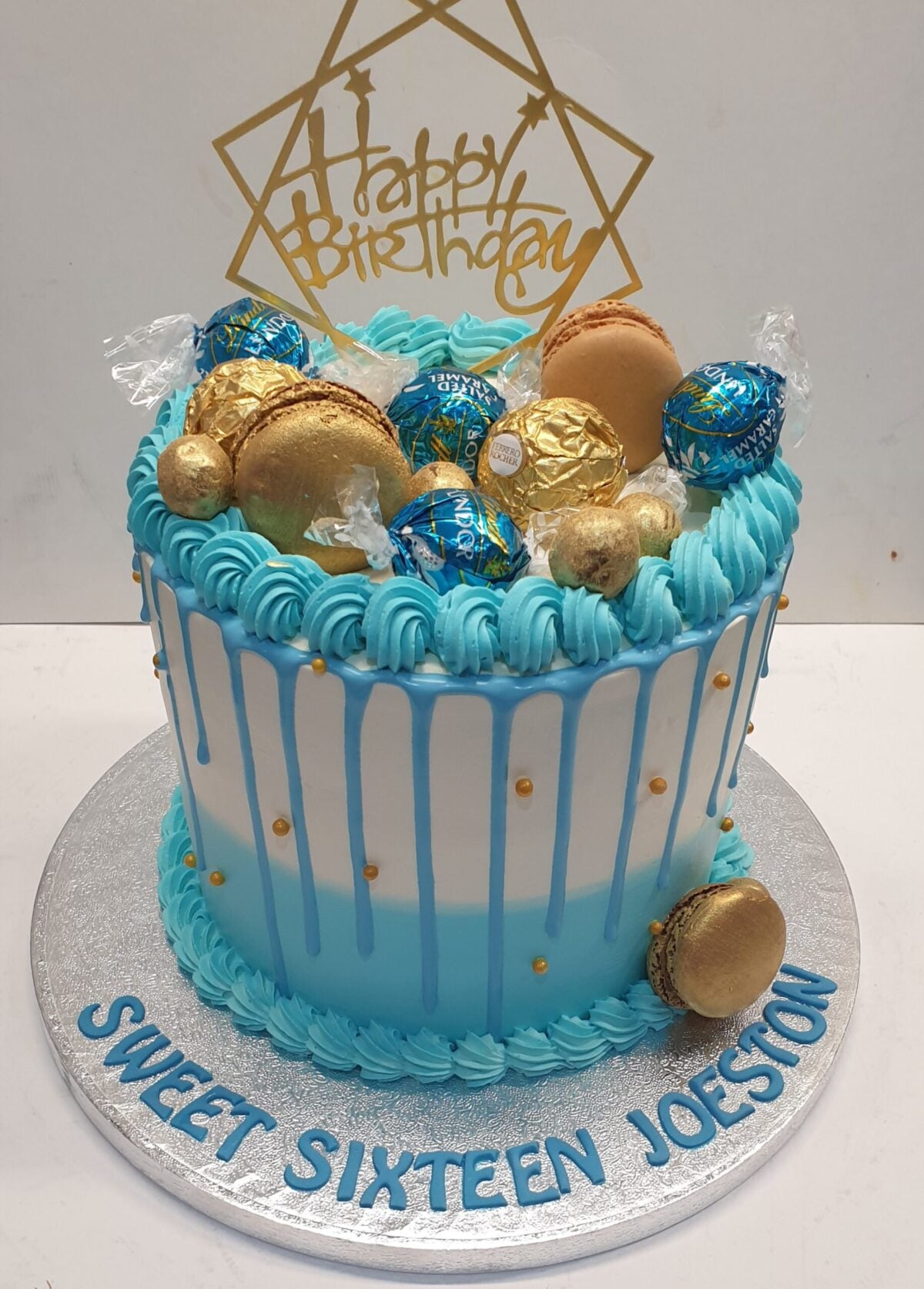 Blue & Gold Fresh Cream Birthday Cake CB-RC111