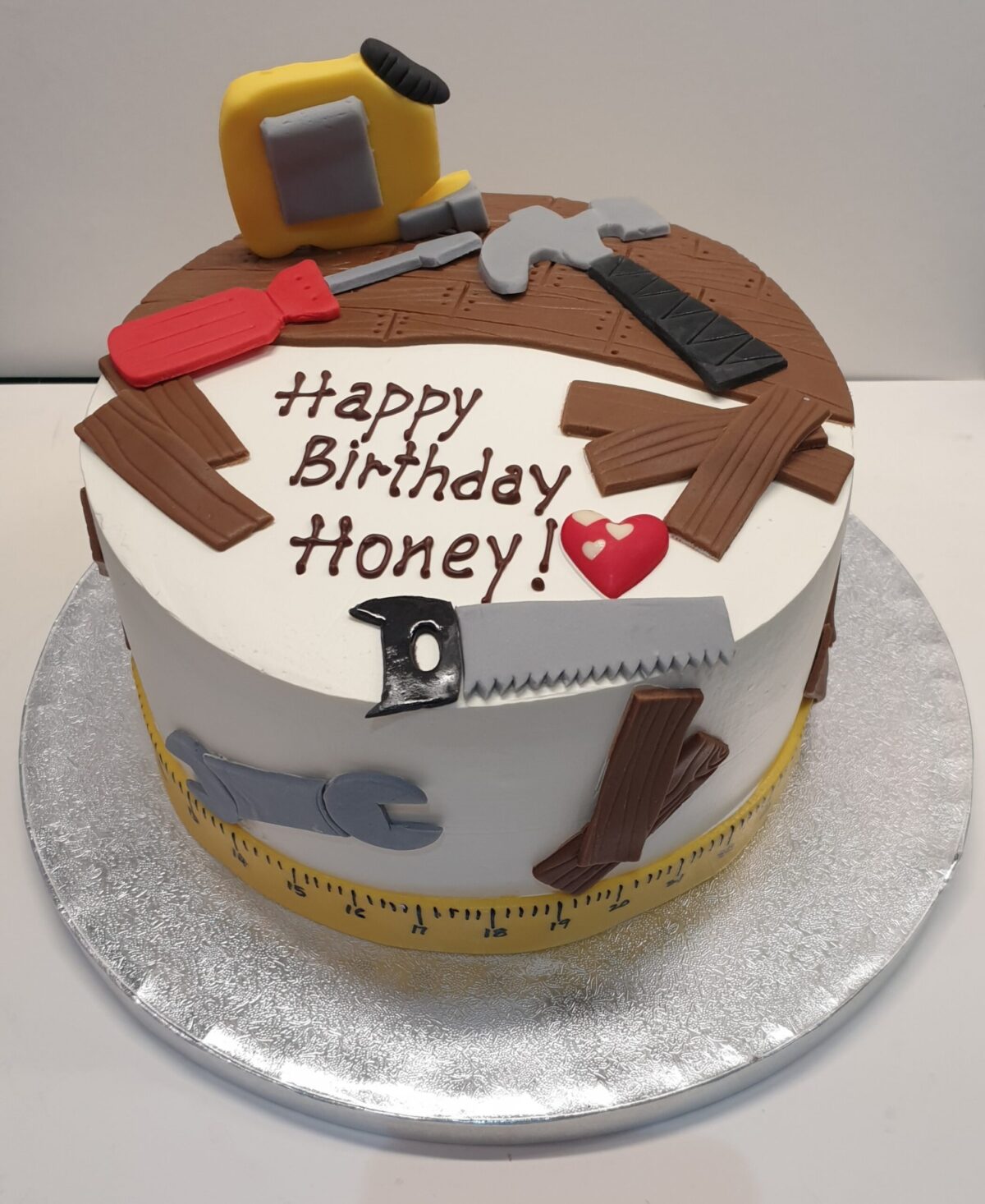 Builder’s Themed Fresh Cream Cake CB-RC124