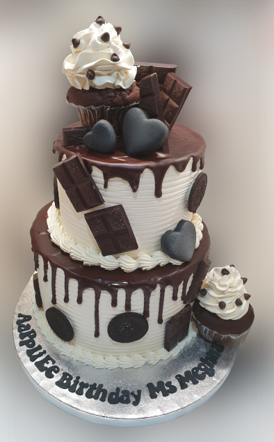 2 Tier Oreo & Chocolates Fresh Cream Cake CB-RC144